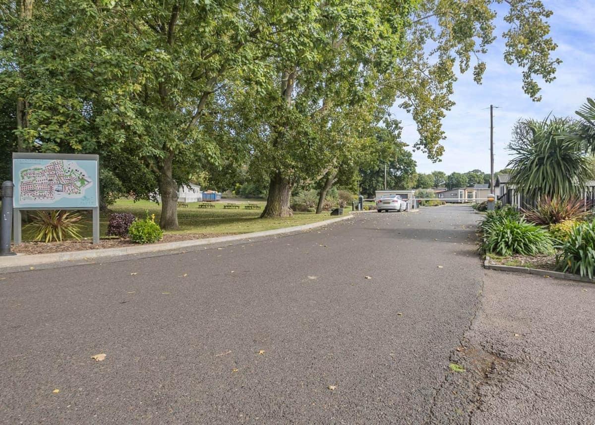 Alder Country Park Ξενοδοχείο North Walsham Εξωτερικό φωτογραφία
